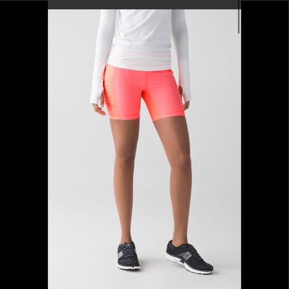 Lululemon Speed Track Short Grapefruit - Picture 3 of 7